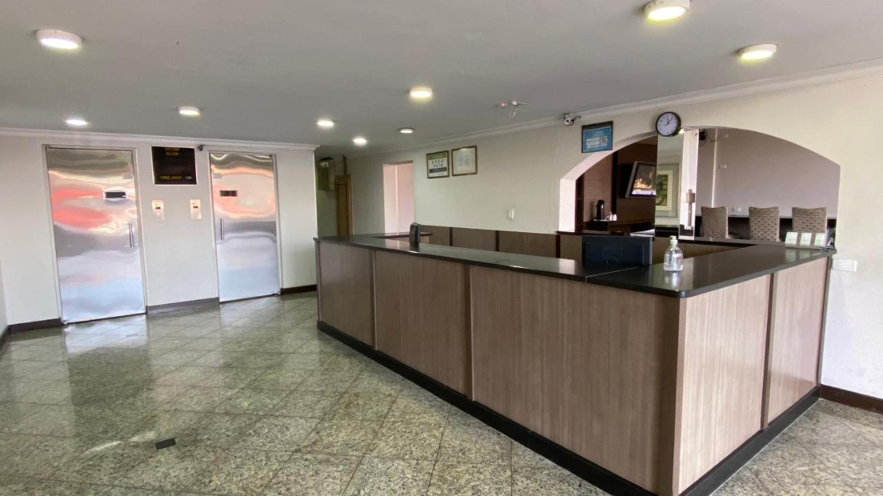 Hotel Itamaraty Куритиба Екстериор снимка