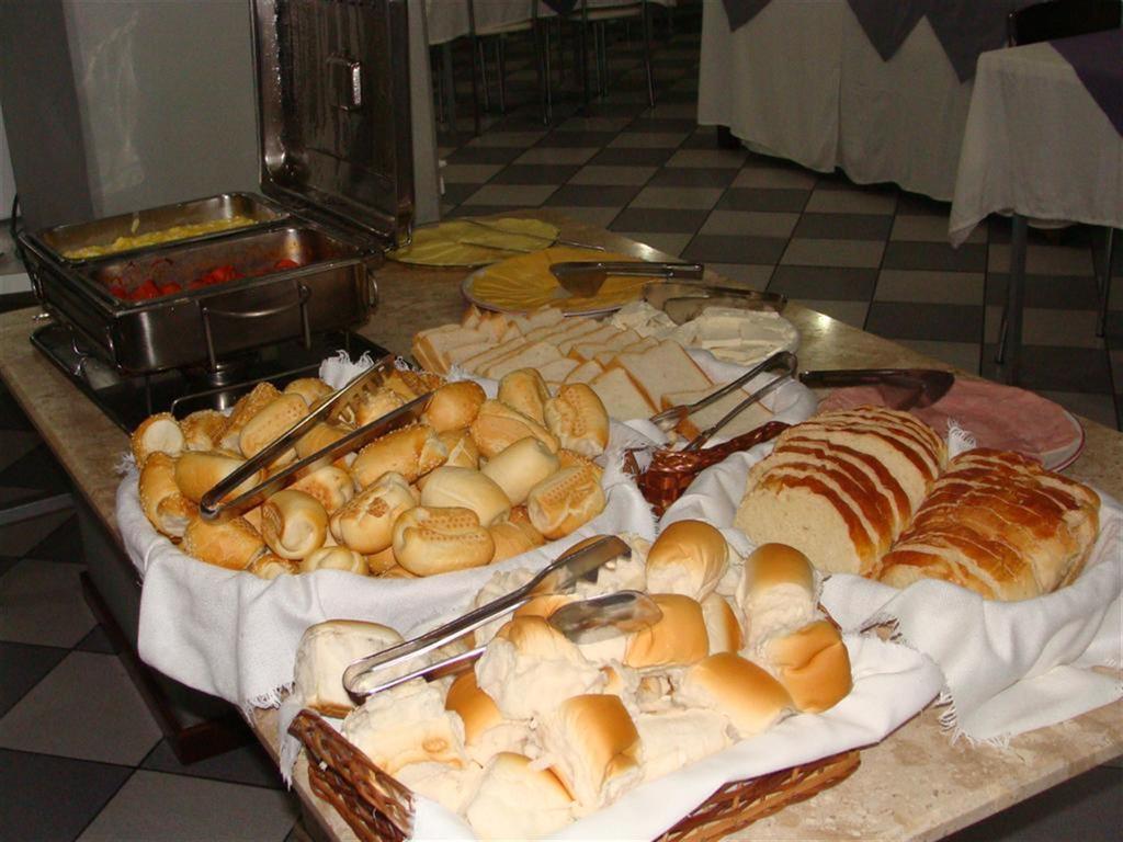 Hotel Itamaraty Куритиба Екстериор снимка