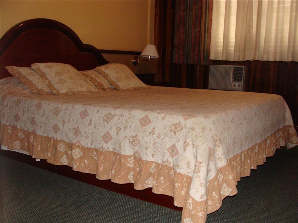 Hotel Itamaraty Куритиба Екстериор снимка