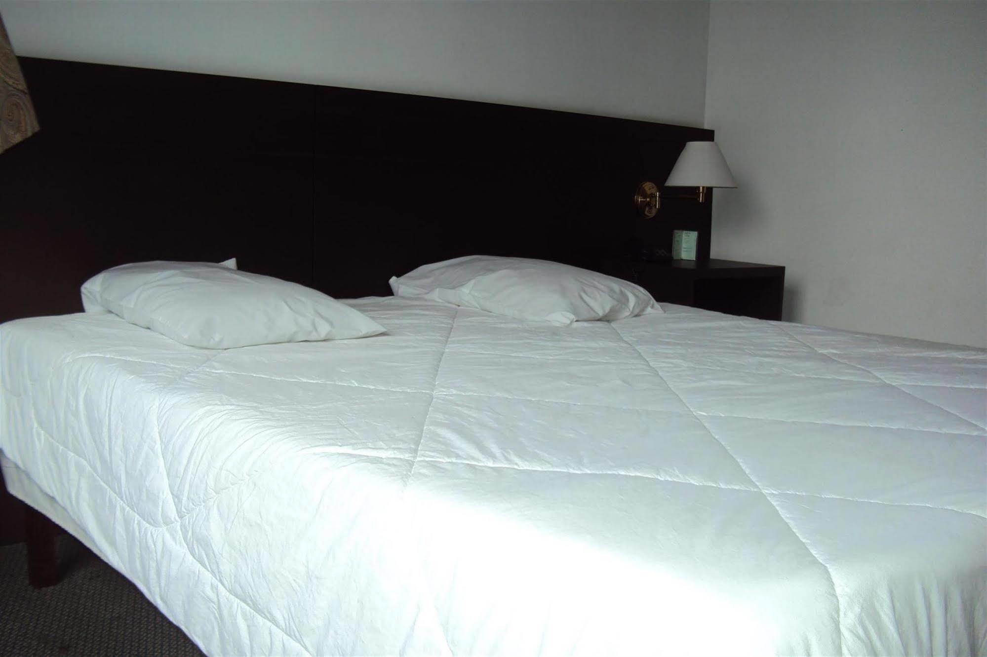 Hotel Itamaraty Куритиба Екстериор снимка