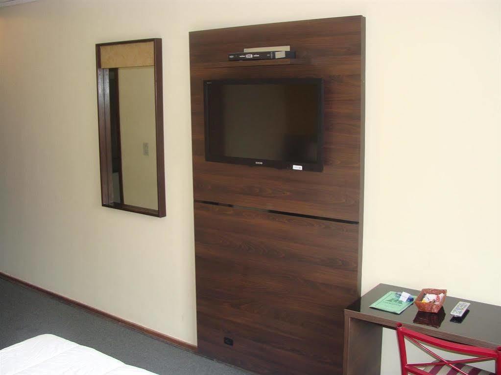 Hotel Itamaraty Куритиба Екстериор снимка