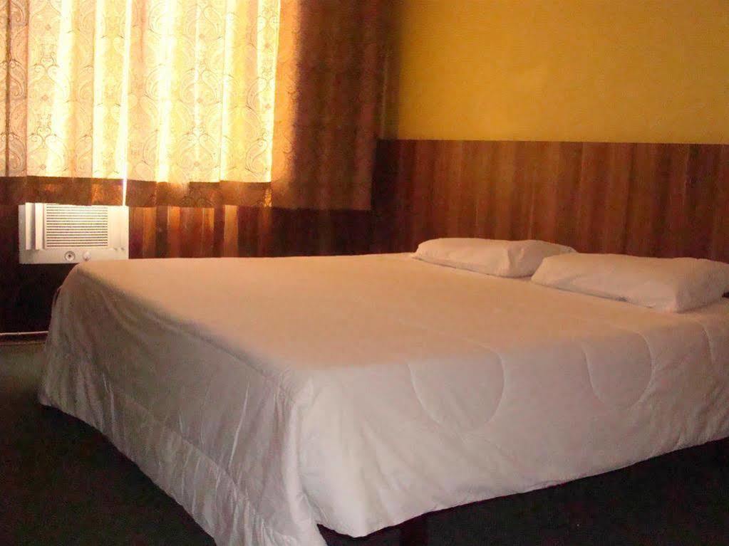 Hotel Itamaraty Куритиба Екстериор снимка