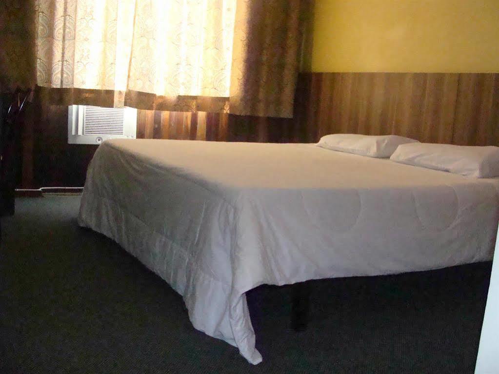 Hotel Itamaraty Куритиба Екстериор снимка